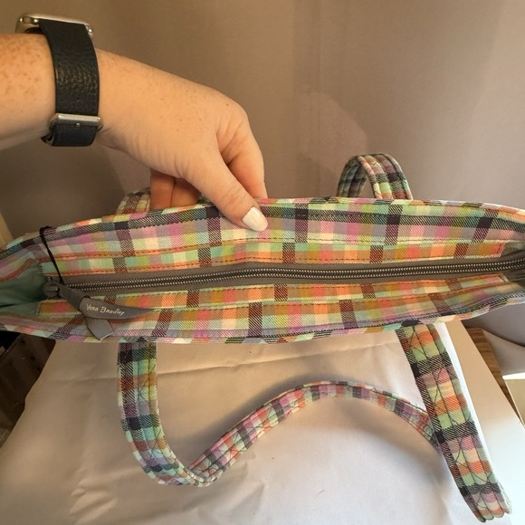 Vera Bradley Medium Tote Bag Purse Shoulder Bag in Gingham Plaid Pattern - Picture 7 of 13